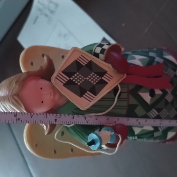 Angel Figurine - Picture 6 of 6